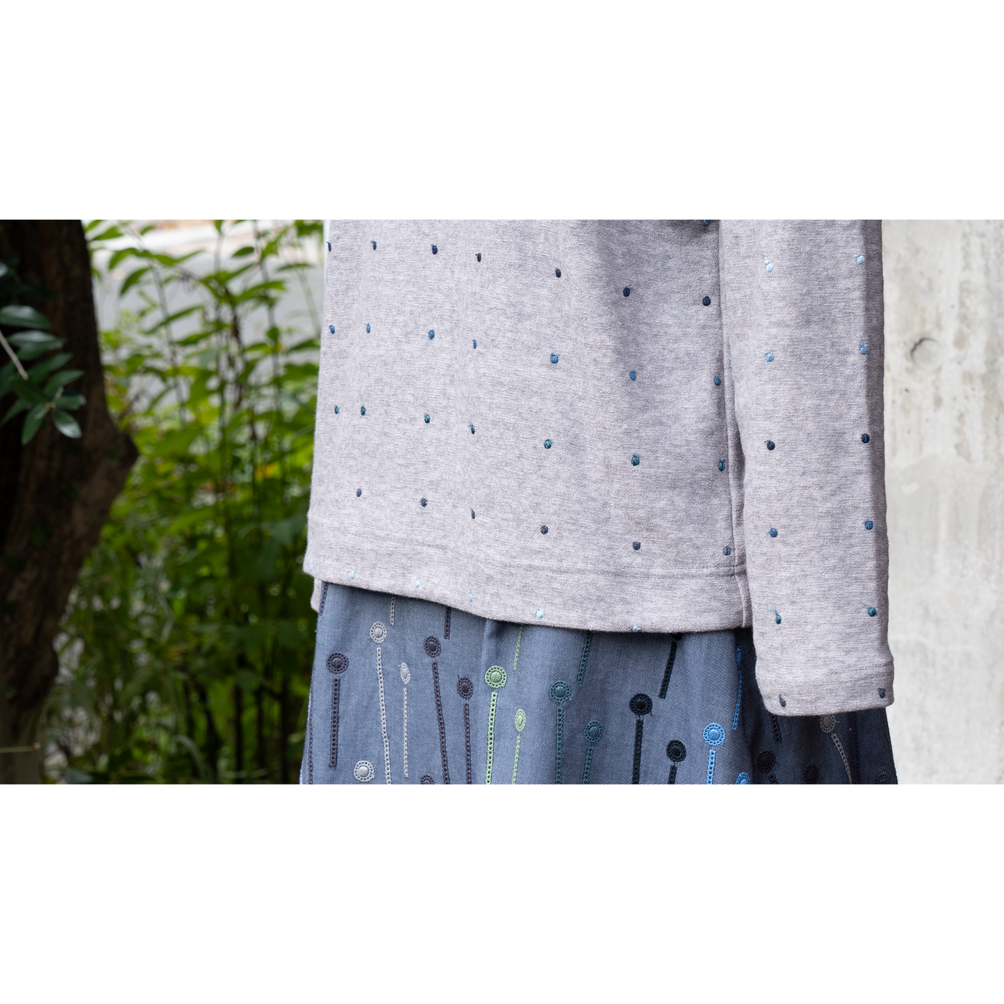 ミニパイル 丸首長袖Tシャツ 水玉 グレー