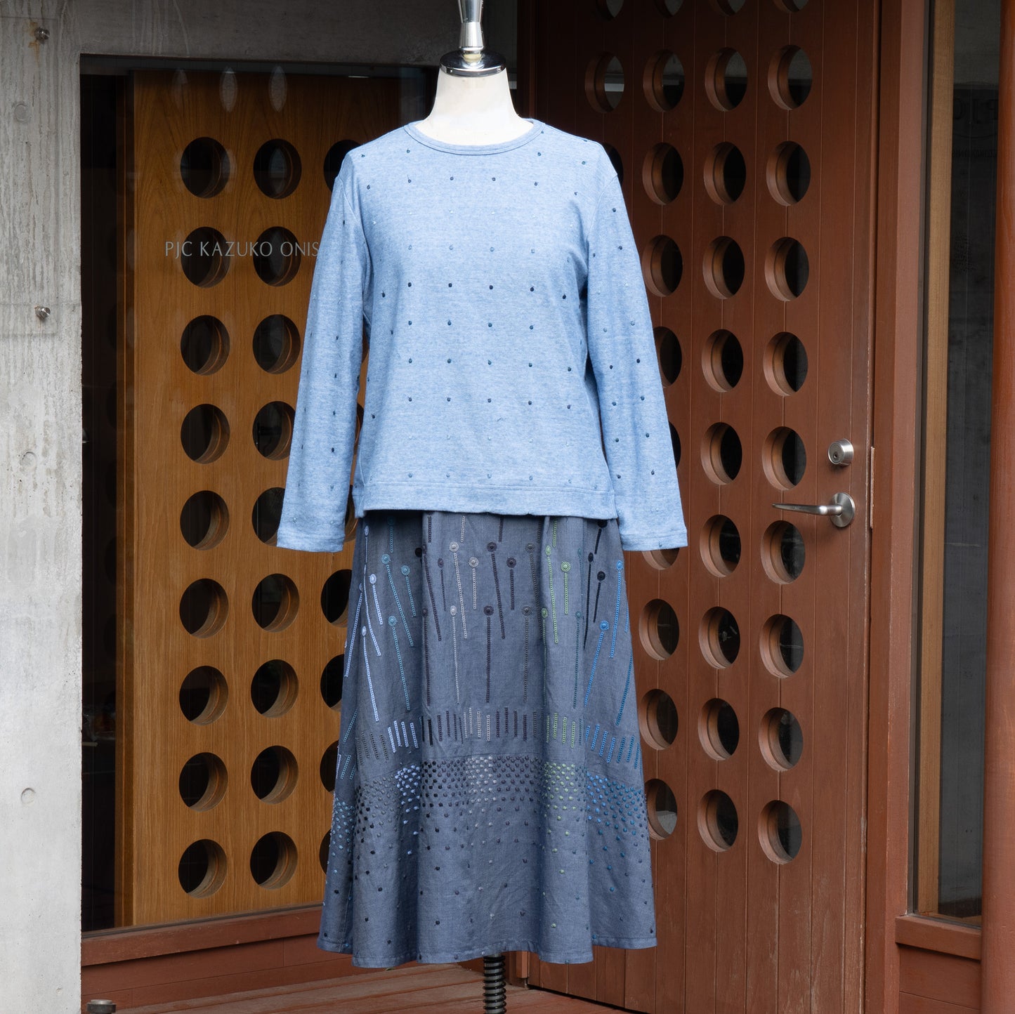 ミニパイル 丸首長袖Tシャツ 水玉 スカイブルー
