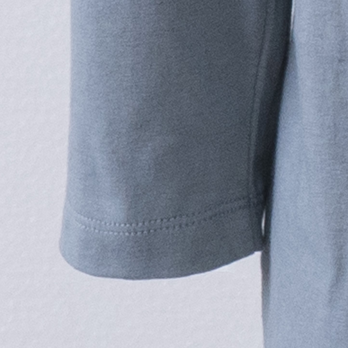 ピンタックTシャツ ブルーグレー
