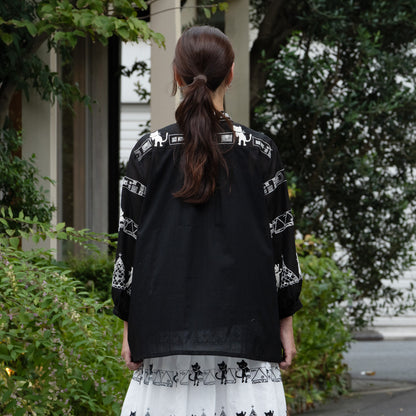 街クロッチレーステープ柄 オーバーブラウス 黒×生成