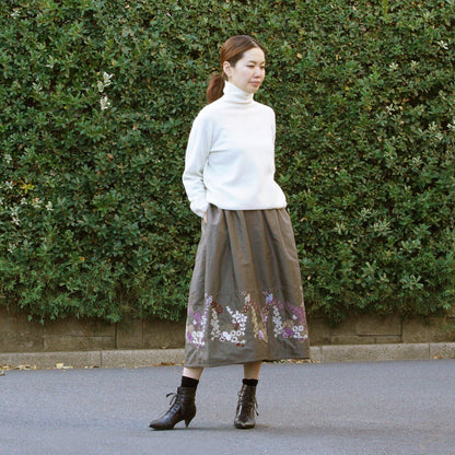 花園２コース スカート ペールカーキ