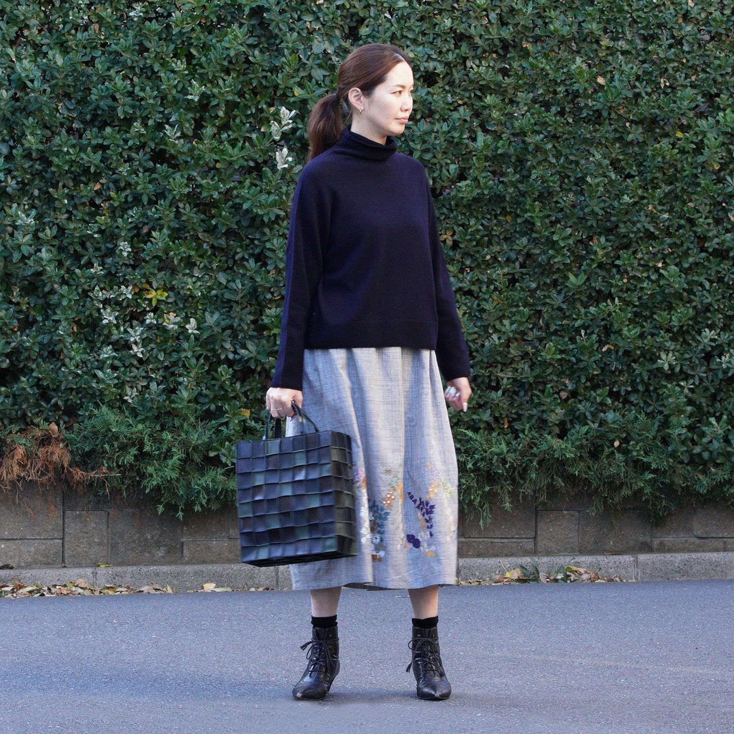 花園２コース  スカート 墨中濃