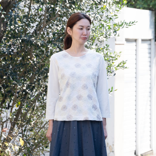 モネのバラ 長袖Tシャツ ホワイト